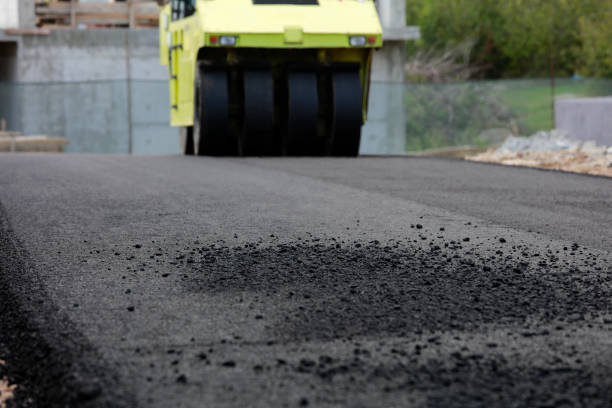 Best Driveway Pavers Contractor  in Como, WI