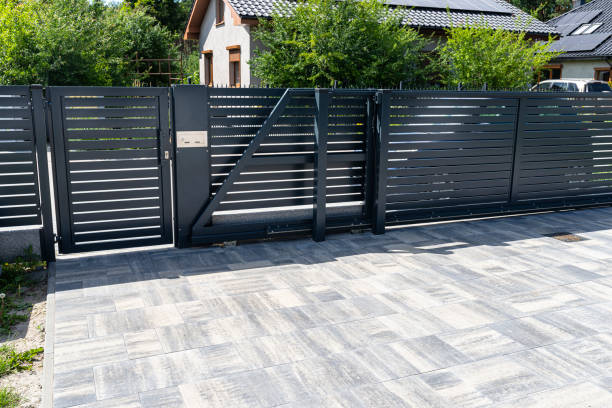 Best Decorative Driveway Pavers  in Como, WI